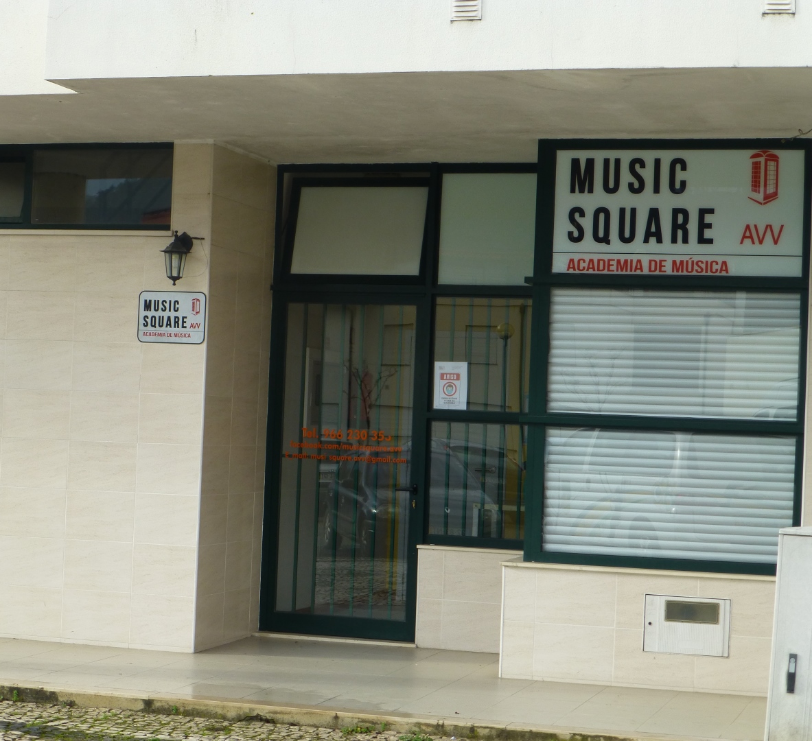 MUSIC SQUARE (Escola de Música)